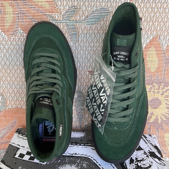 Vans Men’s Crockett High
Dark Green/Black
VN0A5JIG3MZ
sneakers - Picture 13 of 16